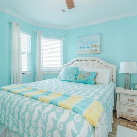 Steps To Pool And Beachamazing Views From Two Balconies Galveston Eksteriør billede